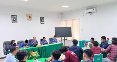 Audiensi Mahasiswa dan Pimpinan UIN KHAS Jember: Komitmen Rektor, Keputusan Tertunda