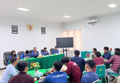 Audiensi Mahasiswa dan Pimpinan UIN KHAS Jember: Komitmen Rektor, Keputusan Tertunda
